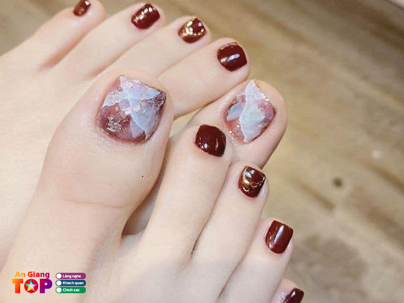 Cat-nail-angiangtoplist