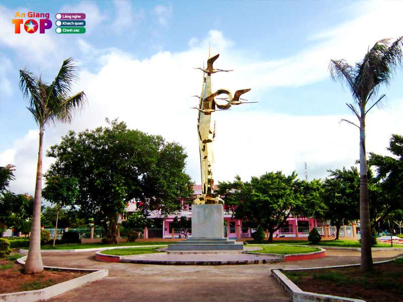 Cong-vien-chau-thanh-angiangtoplist