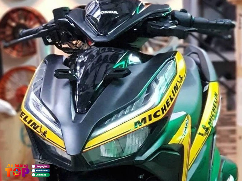 cua-hang-decal-quoc-phong-angiangtoplist