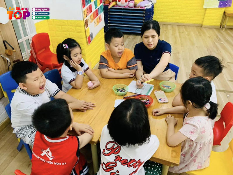 mam-non-hoc-vien-hoa-ky-aae-long-xuyen-angiangtoplist