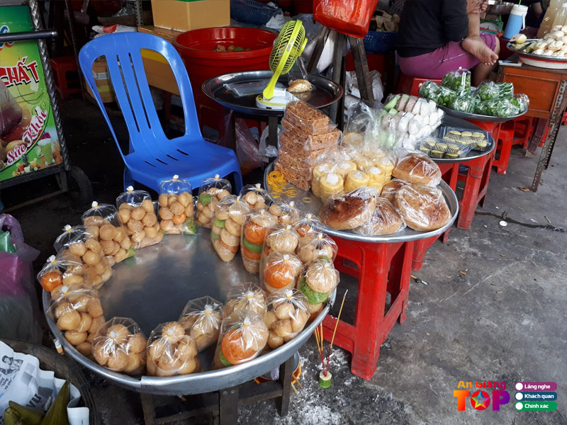 Mot-vai-luu-y-khi-di-cho-chau-doc-an-giang-angiangtoplist