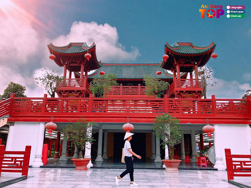 mot-vai-thong-tin-can-biet-ve-phuoc-lam-tu-chua-lau-an-giang-1-angiangtoplist