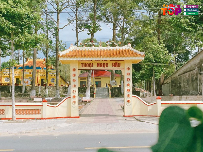 Nhung-diem-tham-quan-dac-sac-tai-khu-du-lich-nui-sap-1-angiangtoplist