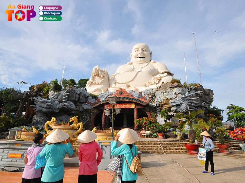 Nui-cam-angiangtoplist