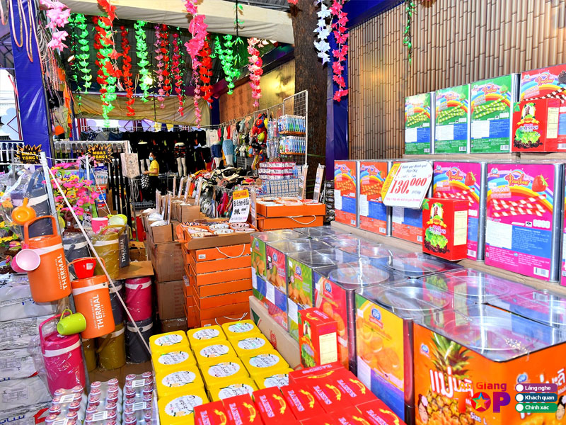 Sieu-thi-tu-son-angiangtoplist