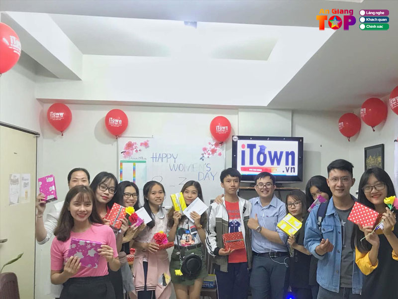 Trung-tam-ngoai-ngu-itown-angiangtoplist