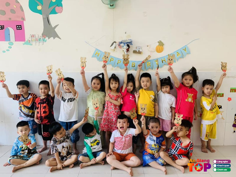 truong-mam-non-sen-hong-angiangtoplist