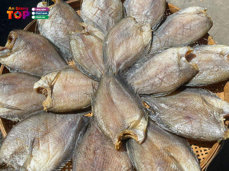 Vua-kho-gam-long-xuyen-angiangtoplist