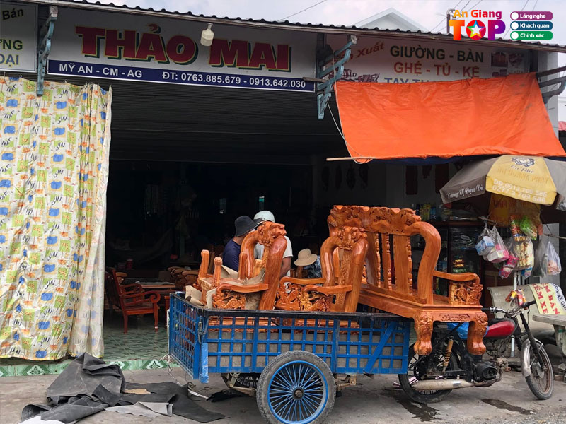 Cua-hang-do-go-thao-mai-angiangtoplist