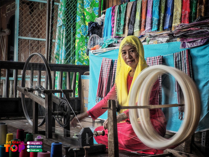 Kinh-nghiem-di-chuyen-den-lang-cham-chau-phong-an-giang-angiangtoplist