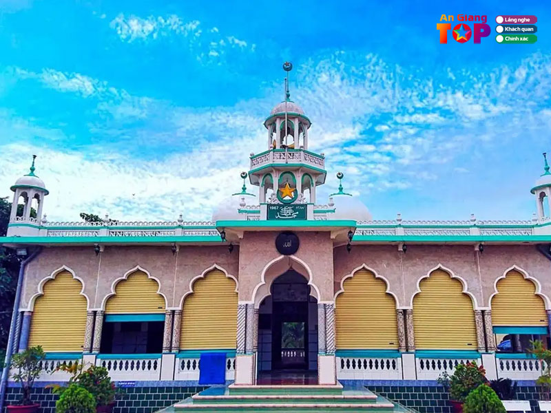 Lang-cham-chau-phong-angiangtoplist