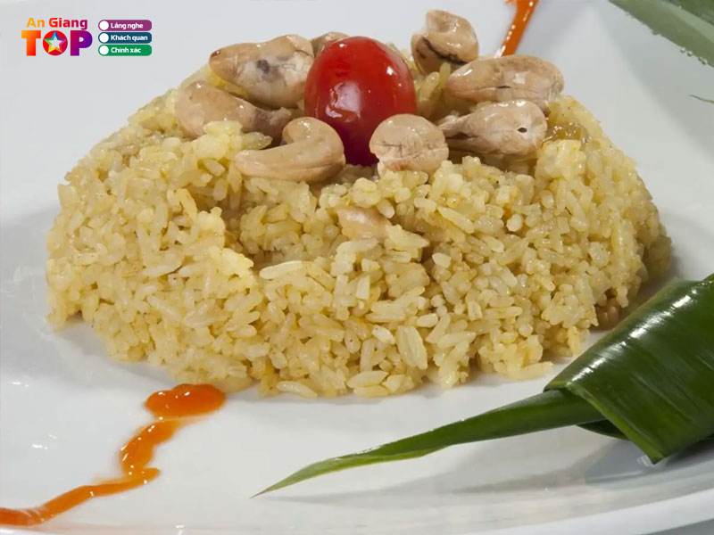 Mot-so-trai-nghiem-thu-vi-tai-lang-cham-chau-phong-4-angiangtoplist