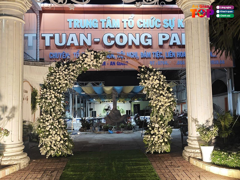 Nha-hang-tiec-cuoi-tuan-cong-palace-angiangtoplist