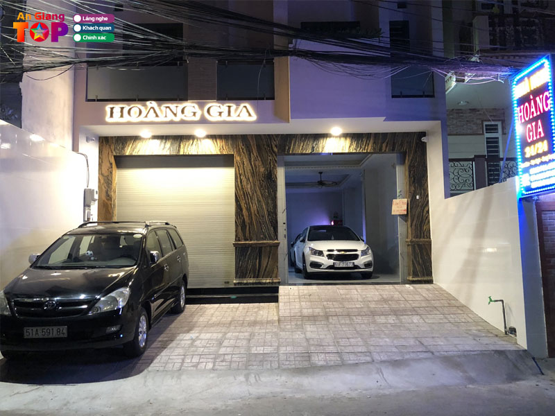 Nha-nghi-hoang-gia-angiangtoplist