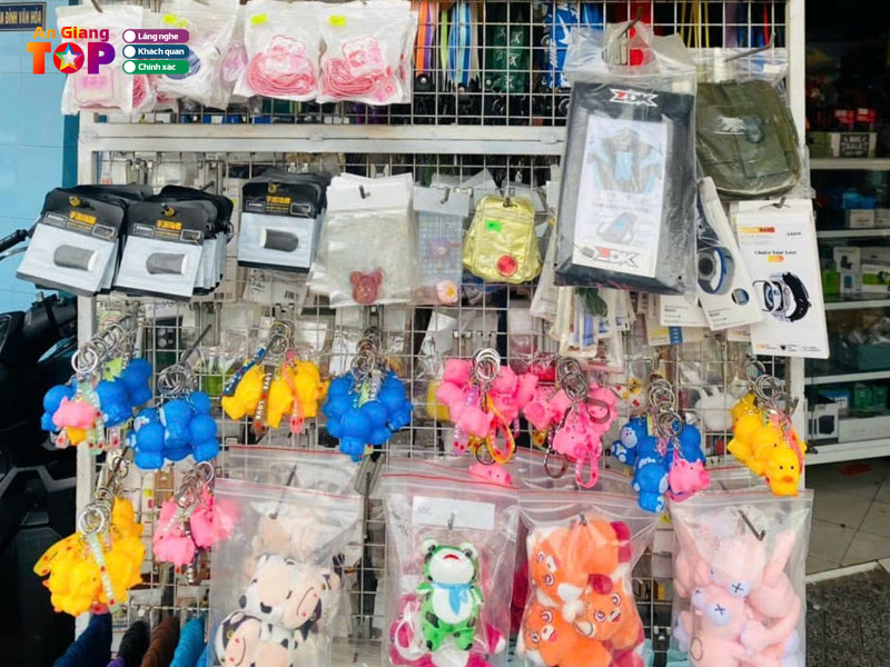 Phu-kien-sieu-re-ngoc-phat-angiangtoplist