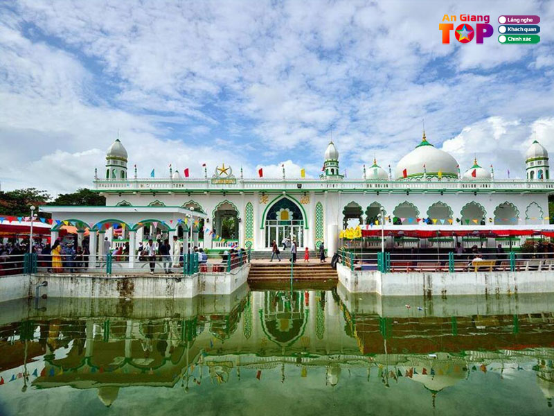 Thanh-duong-hoi-giao-jamiul-azhar-mosque-angiangtoplist