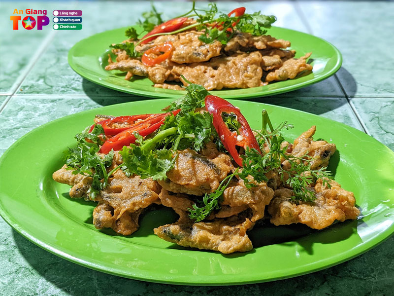 Tiem-com-my-hue-quan-an-o-an-giang-ngon-khong-nen-bo-lo-angiangtoplist
