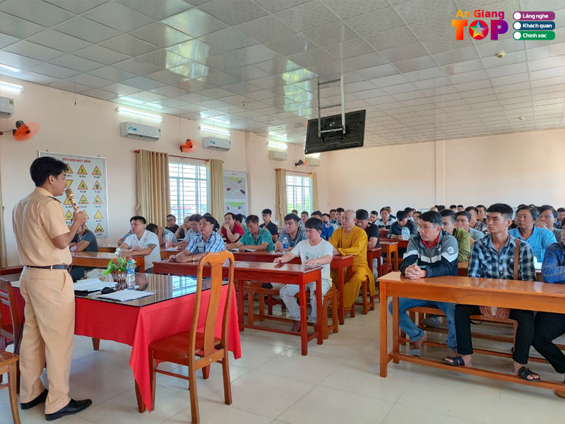 Trung-tam-gdnn-giao-thong-van-tai-an-giang-angiangtoplist