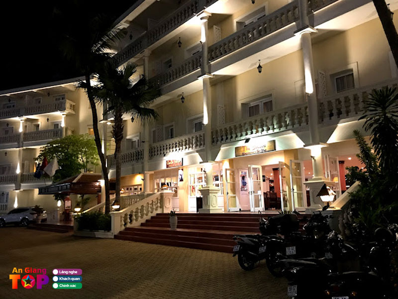 Bassac-restaurant-angiangtoplist