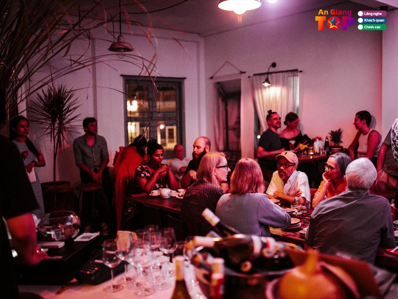 Compass-cafe-bar-angiangtoplist