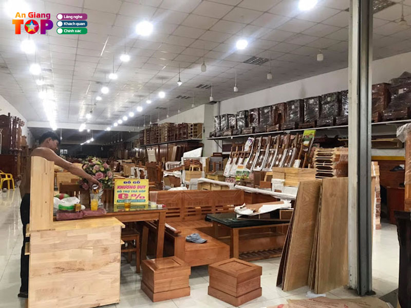 Cua-hang-do-go-khuong-huy-angiangtoplist