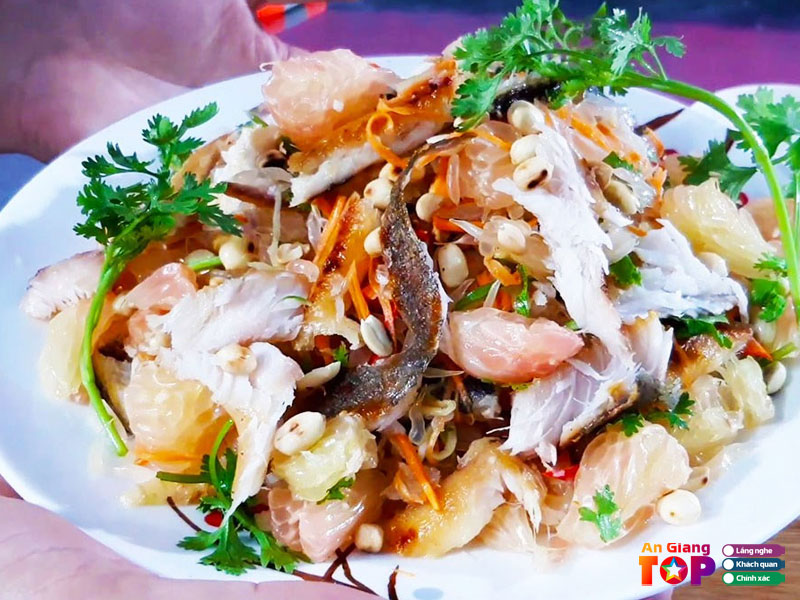 Goi-buoi-kho-ca-loc-dac-san-chau-doc-ngon-tuyet-hao-angiangtoplist