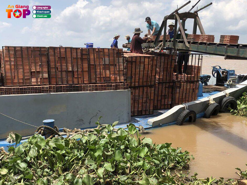 Nha-may-gach-hoffman-phan-thanh-giang-angiangtoplist