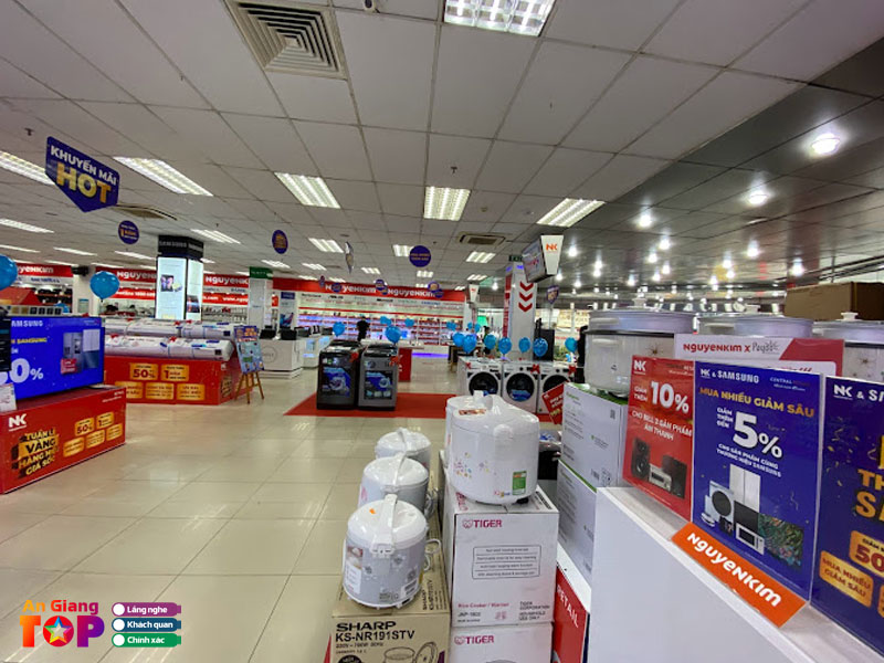 Sieu-thi-dien-may-nguyen-kim-angiangtoplist