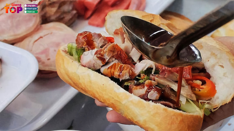 Top-11-dia-chi-ban-banh-mi-an-giang-cuc-ngon-khien-ban-me-dam-angiangtoplist