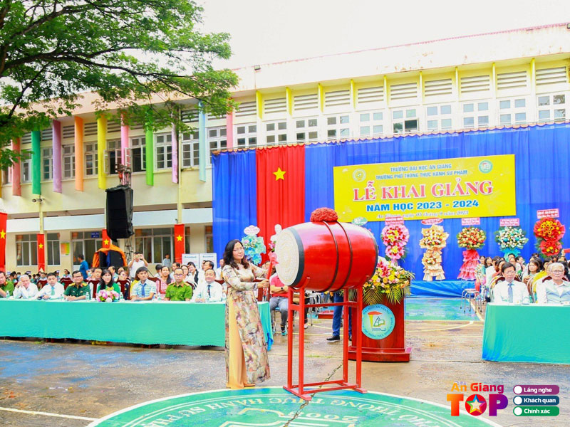 Truong-pho-thong-thuc-hanh-su-pham-angiangtoplist