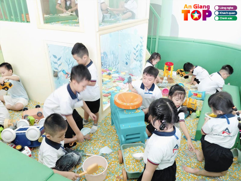 Happy-forest-rung-xanh-hanh-phuc-angiangtoplist