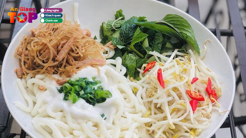 Top-5-dia-chi-an-banh-tam-bi-an-giang-ngon-dung-dieu-angiangtoplist