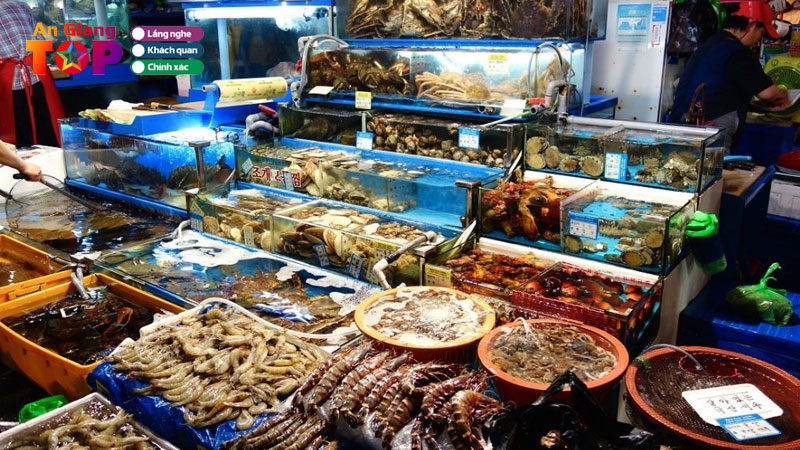 Top-10-quan-hai-san-o-an-giang-do-tuoi-an-ngon-khong-lo-ve-gia-angiangtoplist