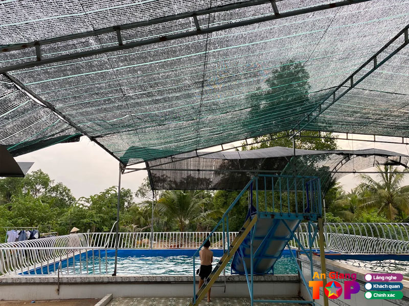 Ho-boi-ca-voi-xanh-angiangtoplist