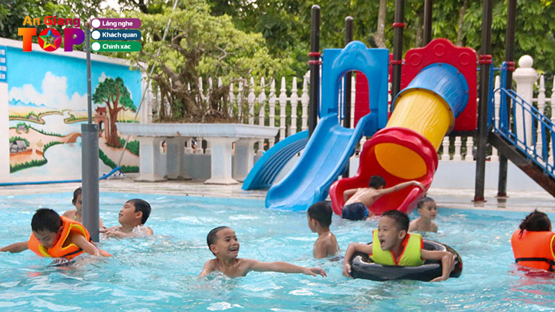 Top-4-dia-chi-ho-boi-tre-em-an-giang-sach-se-chat-luong-nhat-angiangtoplist