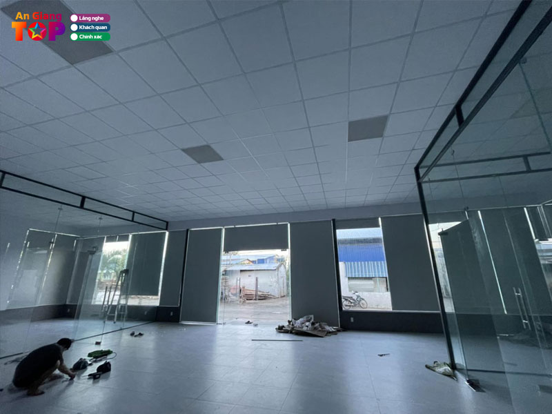 Man-cua-cao-cap-nhat-tan-long-xuyen-angiangtoplist