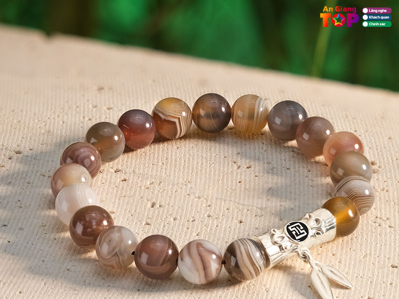 Phong-thuy-tinh-lam-angiangtoplist