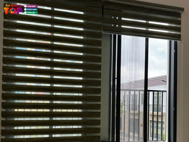 Rem-cua-ngoc-van-dia-chi-cung-cap-rem-van-phong-o-an-giang-chat-luong-angiangtoplist