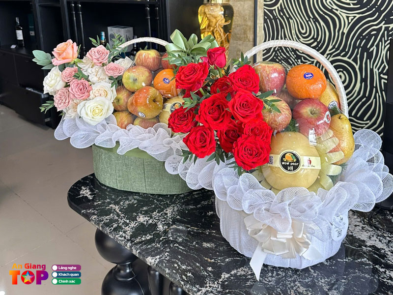 Cua-hang-lam-phuong-nghi-angiangtoplist