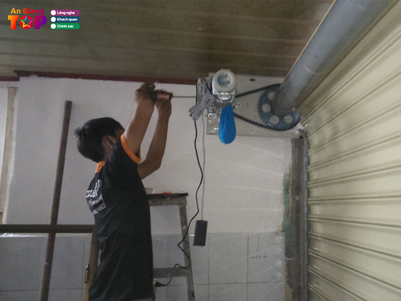 Tho-sua-chua-phuong-dong-angiangtoplist