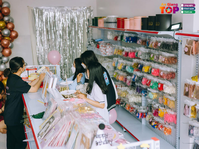 May-party-angiangtoplist