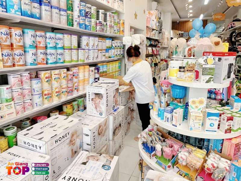 Nana-mom-baby-angiangtoplist