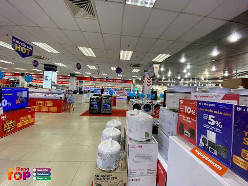 Sieu-thi-dien-may-nguyen-kim-angiangtoplist