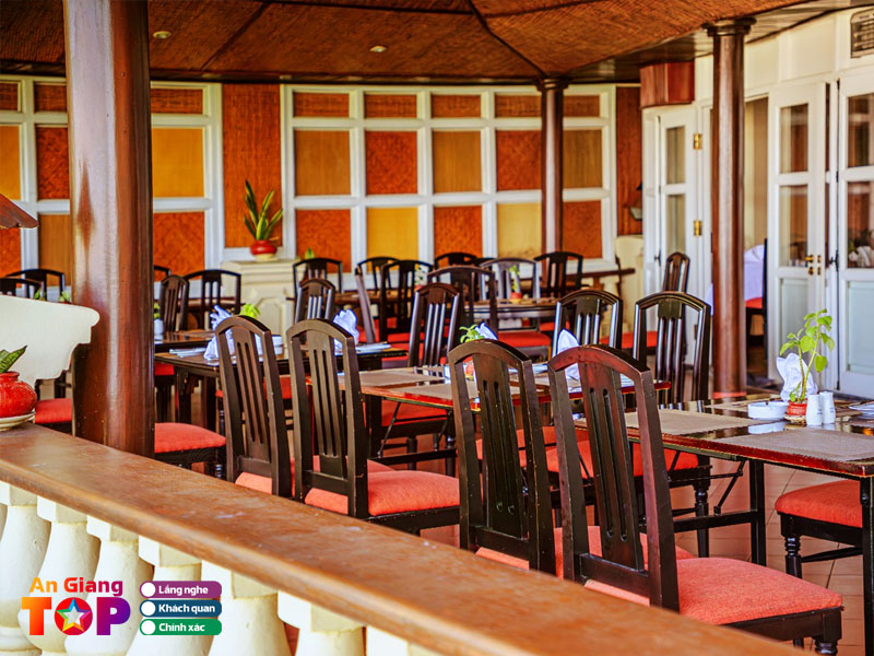 Bassac-restaurant-angiangtoplist