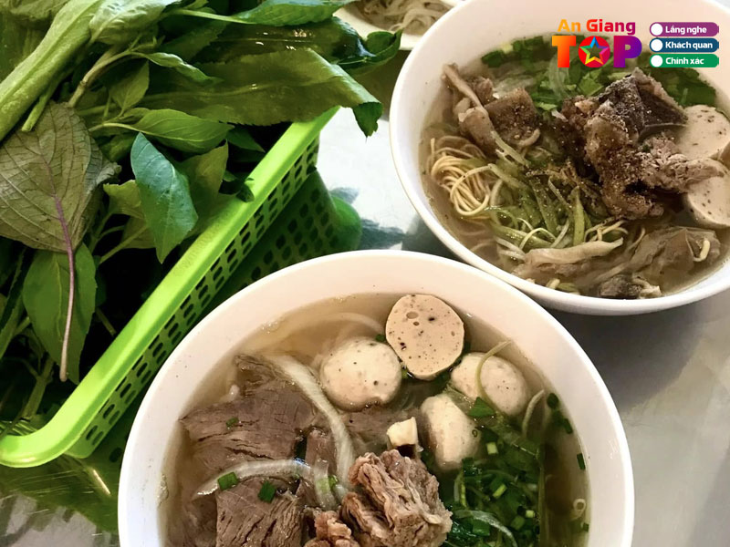 Bun-bo-hue-cho-moi-angiangtoplist