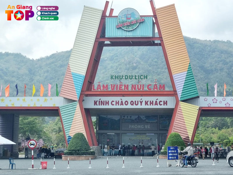 Cong-ty-co-phan-phat-trien-du-lich-an-giang-angiangtoplist