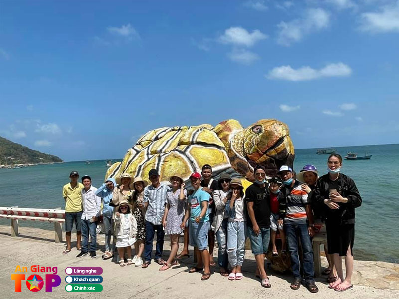 Cong-ty-tnhh-tm-du-lich-nam-du-angiangtoplist