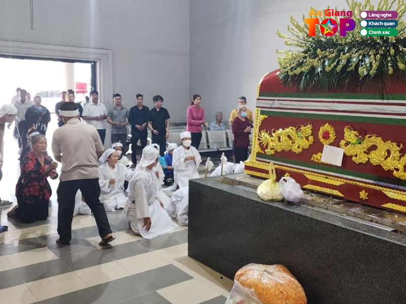 Dich-vu-mai-tang-nam-cong-angiangtoplist