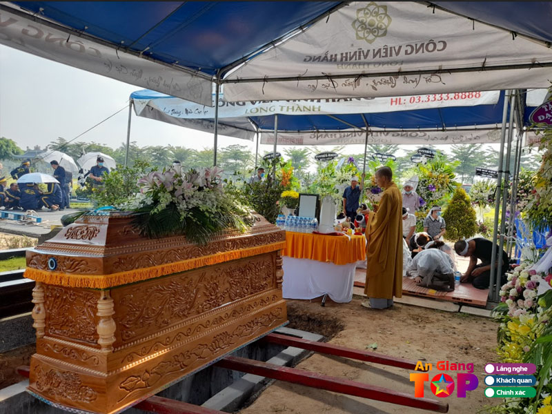 Dich-vu-tang-le-co-nam-thieu-angiangtoplist