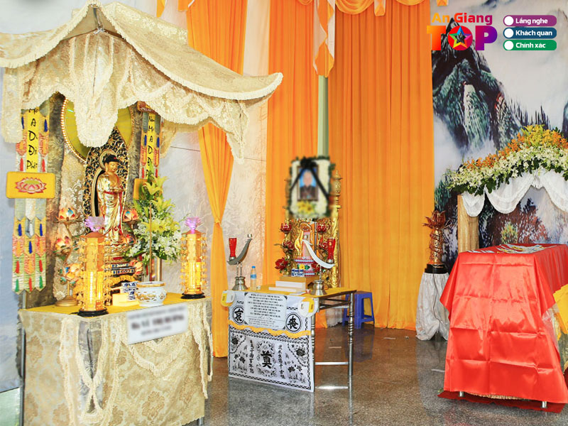 Dich-vu-tang-le-nam-tam-angiangtoplist